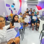 Cratera em avenida de Maceió leva à autuação de concessionária após obra em rede de esgoto